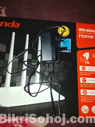 Tenda F6 Router